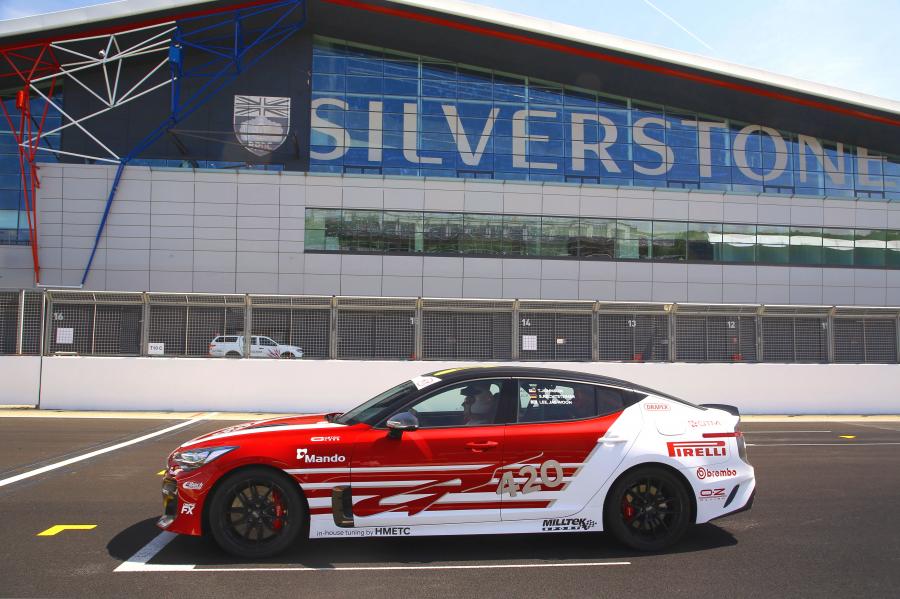  Kia Stinger GT420 (CK) 2019 года  (фото 36 из 49)